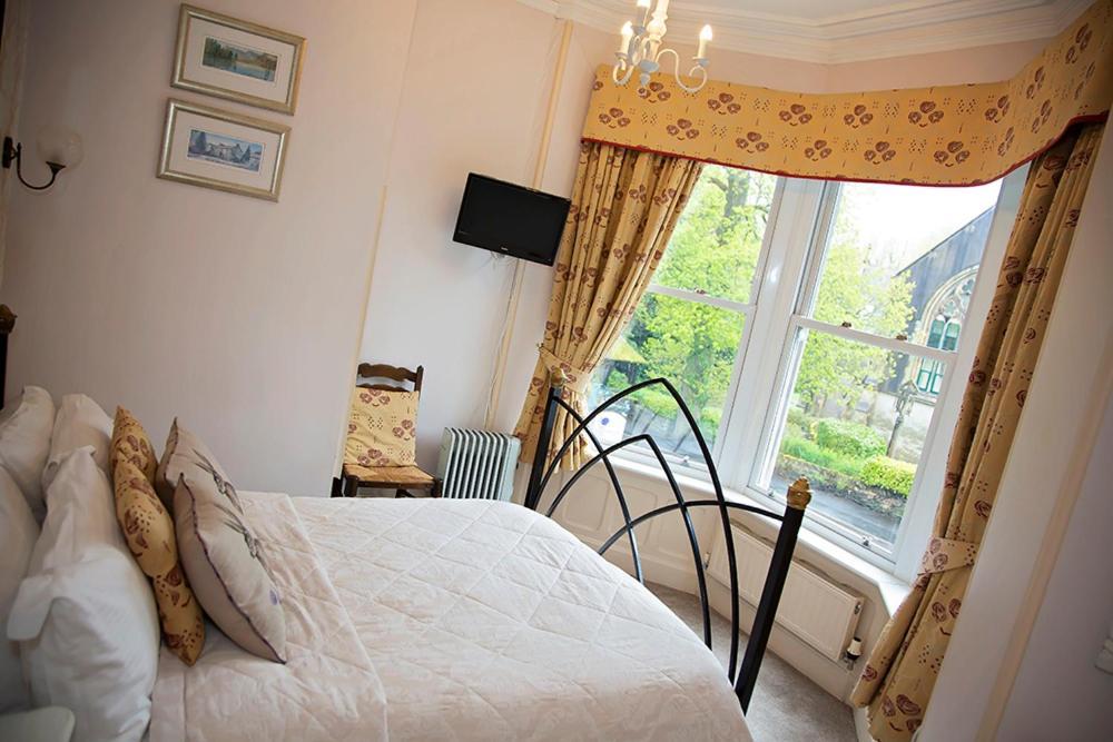 ボウネス＝オン＝ウィンダミア ファー ツリーズ Bed & Breakfast エクステリア 写真